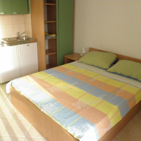 Apartments Tasa Lukovo Sugarje Luaran gambar