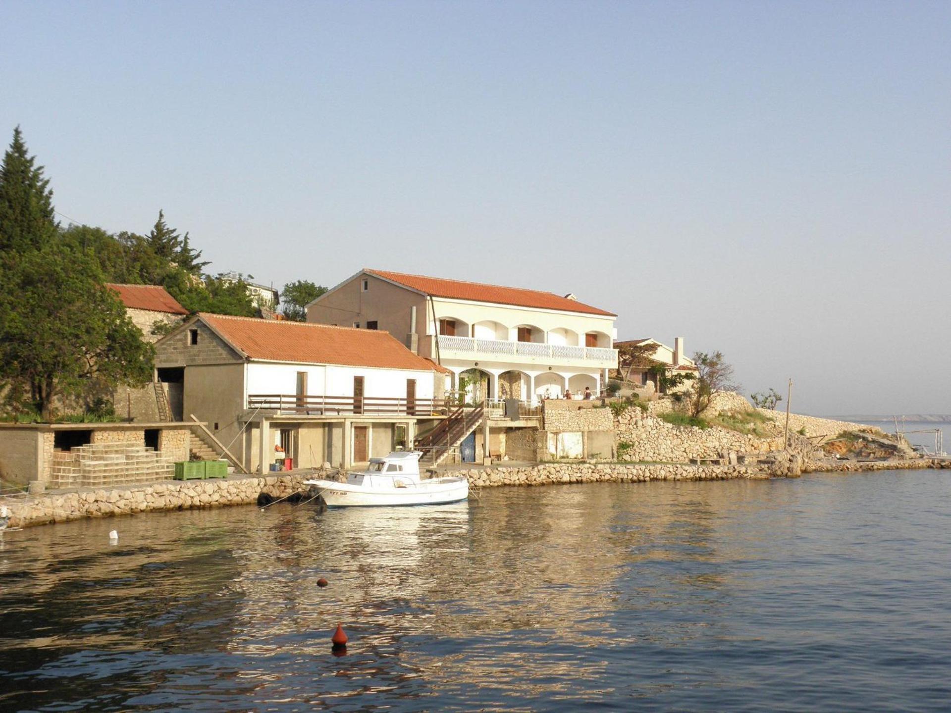 Apartments Tasa Lukovo Sugarje Luaran gambar